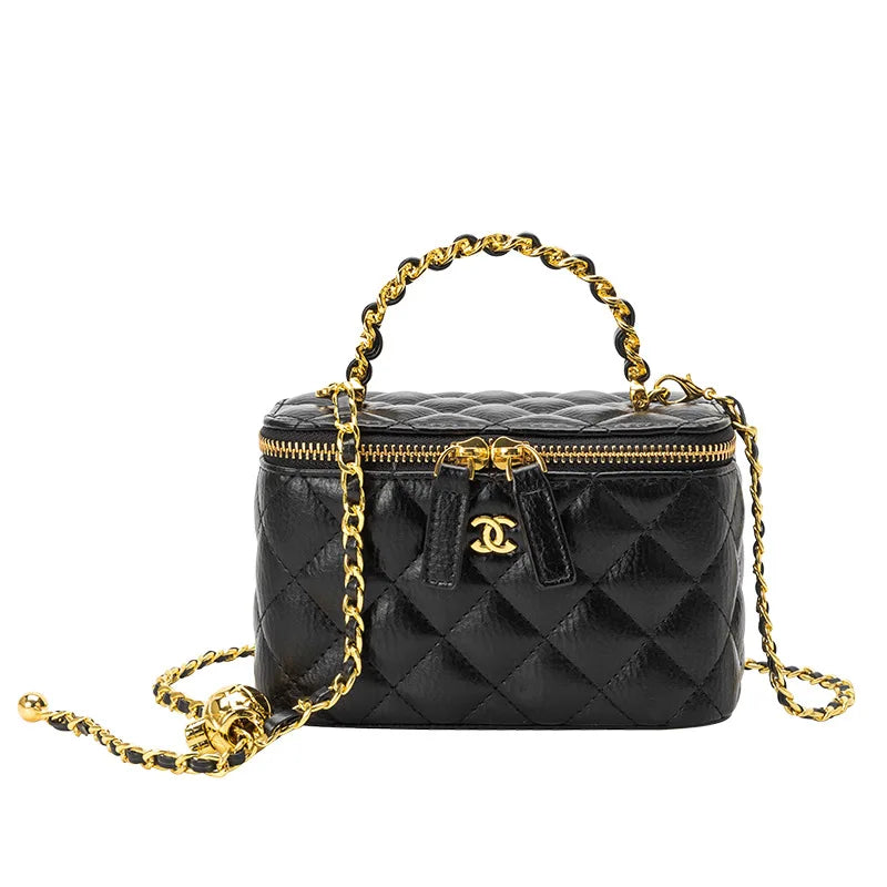 Chic Leather Shoulder Bag