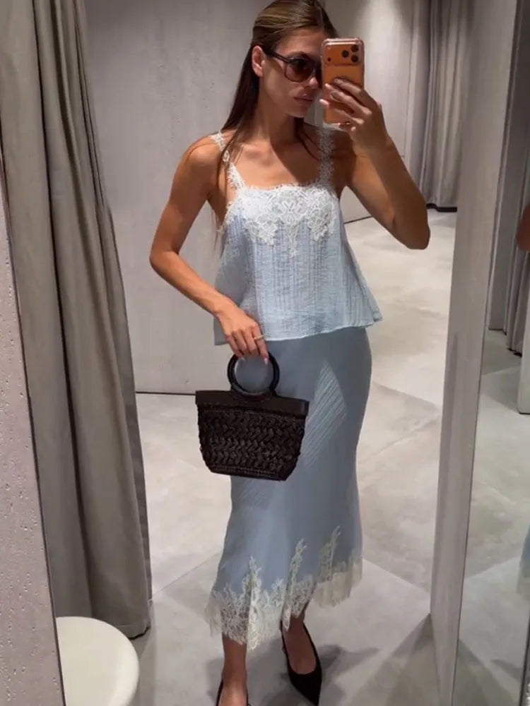 Sleeveless Splicing Lace Decoration